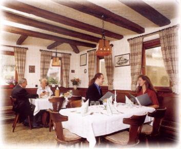 Hotel Gasthof Hirsch Alfdorf Exterior foto