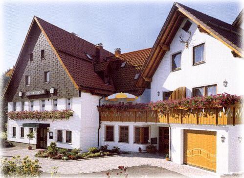 Hotel Gasthof Hirsch Alfdorf Exterior foto